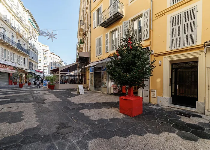 Lejlighed Massena Street - Quiet 2 Bdr & Balcony