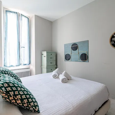 شقة Massena Street - Quiet 2 Bdr & Balcony نيس