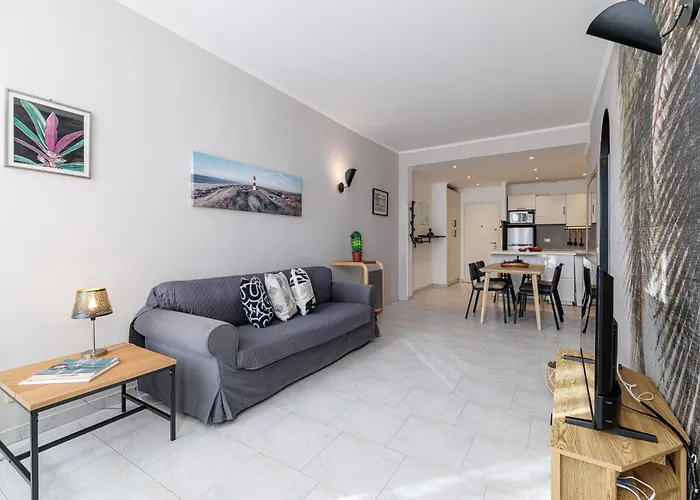 Apartment Massena Street - Quiet 2 Bdr&balcony *