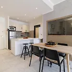 Massena Street - Quiet 2 Bdr & Balcony Apartment *